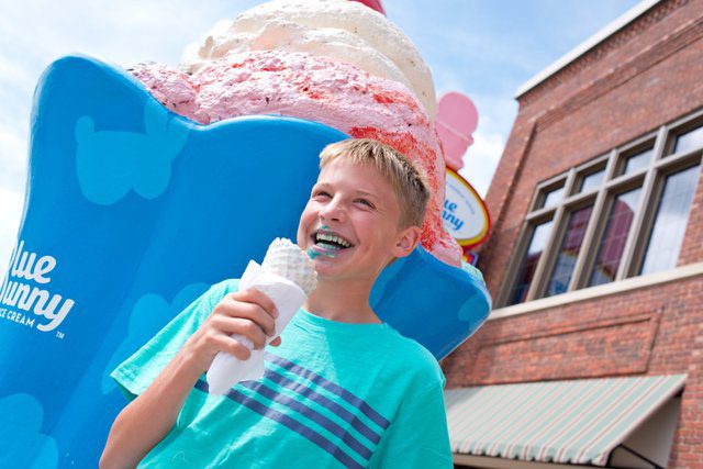 Exterior of Wells Blue Bunny Ice Cream Parlor and Museum in Le Mars, Iowa