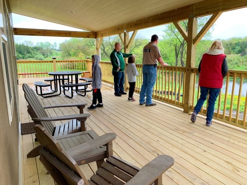 The patio of one of the Family Cottages at Lake Icaria