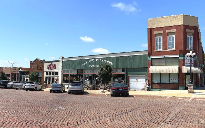 Shops along Antique City Drive in Walnut, Iowa