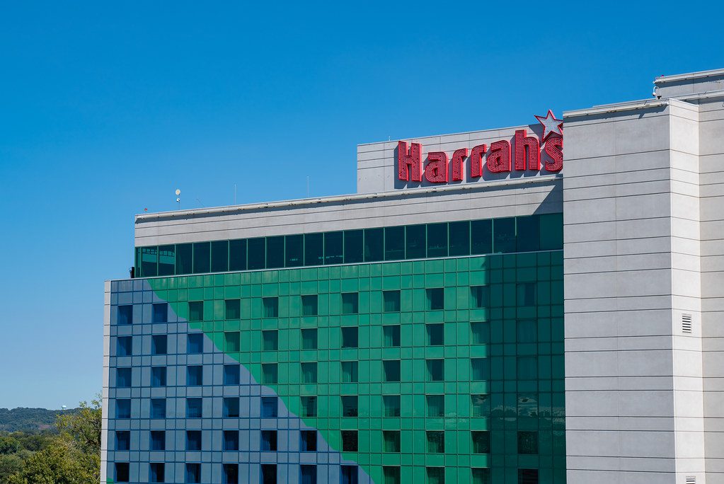 The exterior of Harrah's Casino Council Bluffs